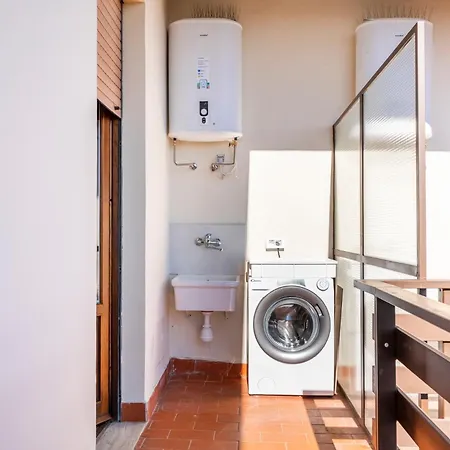 New 2bdr - Attico Panoramico Con Posto Auto * فلورنس